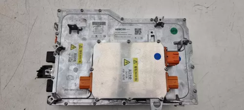  C14XA - OBC ACCU LADER BOVEN ELEKTRO MOTOR/ ON-BOARD CHARGER/ (C14XA)