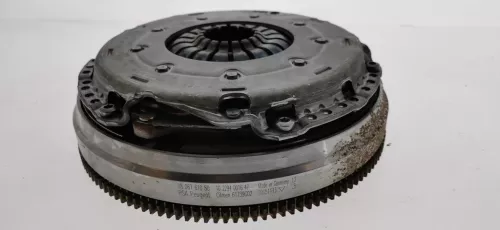 PSA / Stellantis T9/ B 1.2 12V HNY HN02 EB2DTS THP TURBO/ SACHS 102294001647 (0000303373)