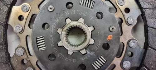 PSA / Stellantis T9/ B 1.2 12V HNY HN02 EB2DTS THP TURBO/ SACHS 102294001647 (0000323941)