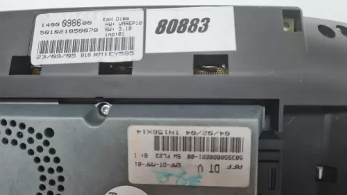PSA / Stellantis MIDDEN BOVEN IN DASHBOARD/ NAVI IN MIDDEN/ 2 RONDE GROEN/ (0000313132)