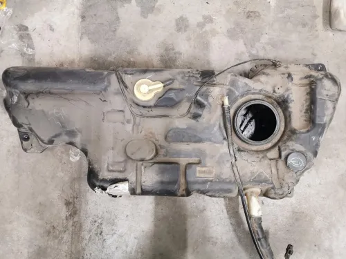 HDI 1.6 16V DV6ATED4 / DIESEL TANK/ 9680483880 9680483780/